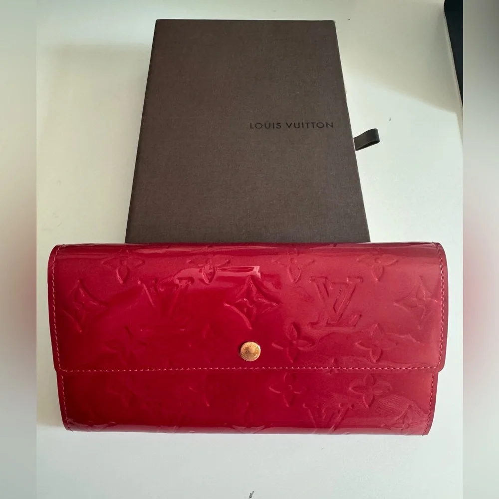 ❗️SOLD❗️Louis Vuitton Vernis wallet - Picture 1 of 6